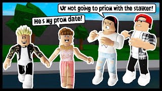 MY STALKER IS GOING TO PROM WITH MY DAUGHTER  ROBLOX [upl. by Avrenim]