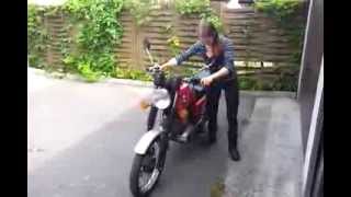 Ihre erste eigene MZ ETZ 250  Her first own MZ ETZ 250 [upl. by Yentrac575]