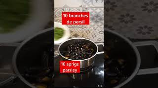 Recette des Moules marinières 🤤 🍟 Très simple et rapide [upl. by Engelhart]