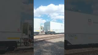 Up railcars and old coal railcars at Galveston sub railfan [upl. by Cly515]