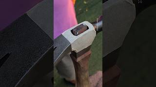 How to install the hammer head on a new handle woodworking craftsmanship [upl. by Meeharbi]