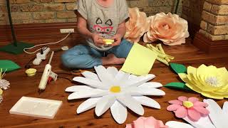 DAISY paper flower tutorialhow to make a paper flowereasy to make DIY paper flower [upl. by Nolra430]