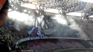 Napoli  Lazio 221109 CORO CURVA A  ENTRATA IN CAMPO LIVE [upl. by Yeliw728]