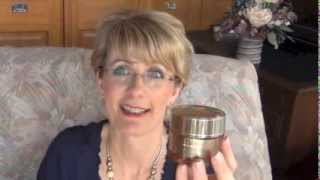 Estee Lauder Revitalising Supreme Global Antiageing creme review [upl. by Enrobyalc]