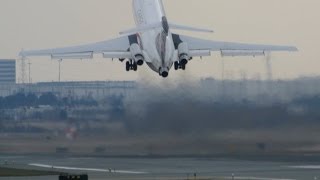 Boeing 727200  IMPRESSIVE SHORT FIELD TAKEOFF  YYZ only 2000ft  Apr 13 2014 [upl. by Walston]