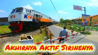 UPDATE Perlintasan Kereta Api JPL 33 Lebaksiu  Railroad Crossing Indonesia [upl. by Josh637]