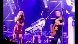 Alejandro Sanz y Shakira Te lo agradezco pero no [upl. by Nyrek]