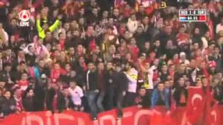 NederlandTurkije  Altintop richting Turkse fans [upl. by Kilbride]