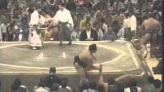 Asashoryu vs Hakuho aki 2005 [upl. by Alahsal]