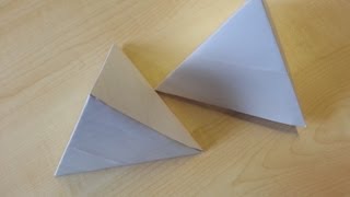 Schnell und ganz einfach  eine Pyramide aus Papier [upl. by Enial990]