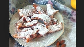 Chiacchiere di carnevale ricetta  dolce di carnevale ricetta [upl. by Atirb]