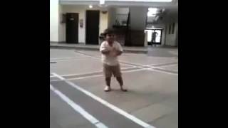 Juan niño gitano de Jerez bailando por bulerias [upl. by Yerffoeg700]