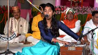 Maithili Thakur at Vidyapati Parv Samaroh 2017 Darbhang By Vidyapati Seva Sanasthan4 [upl. by Yelloh]