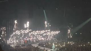 Lomepal  trop Beau  Live Paris Bercy mars 2023 [upl. by Ecire]