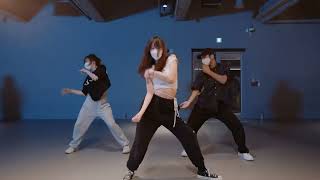 MIRRORED BIBI  KAZINO  Woonha Choreography [upl. by Merwyn]