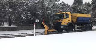 La neige tombe sur les PyrénéesOrientales depuis ce matin [upl. by Barram]