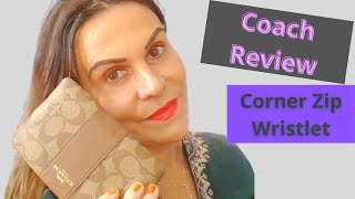 COACH CORNER ZIP WRISTLET  Mini Review amp What Fits [upl. by Xuagram402]