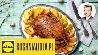 🍗 🍴 Kaczka nadziewana z pieczonymi ziemniakami i marchewką  Karol Okrasa  Przepisy Kuchni Lidla [upl. by Lole]