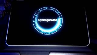 Cianogenmod with Motorolla Xoom MZ601 Android Tablet 10 Inch [upl. by Nomrac]