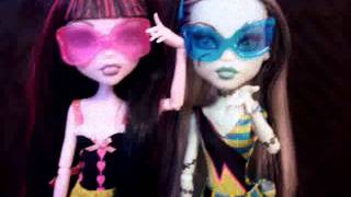 Welcome To My Channel Monster High Freaks D [upl. by Iviv]