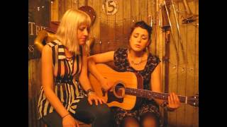 Larkin Poe  Trick Of The Light  Songs From The Shed [upl. by Lekcim]