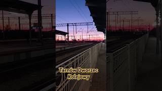 Tarnów dworzeckolejowy kolej polskakolej małopolska zachódsłońca listopad polishrailway PL [upl. by Gorges]