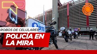 Otro escándalo en la Policía allanaron una dependencia y encontraron celulares robados en un baile [upl. by Akerue]