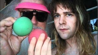 Ariel Pink amp R Stevie MooreDutch Me [upl. by Jabez]