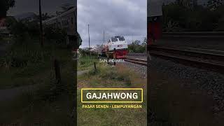 Gajahwong Membawa Kereta Priority viral shorts [upl. by Neerhtak]