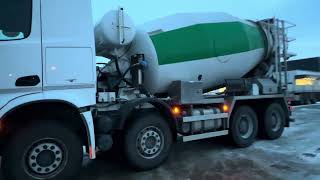 2017 MercedesBenz Arocs 8x4 concrete truck w10m chute [upl. by Eenot]