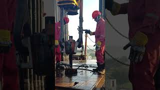 RIG FLOOR  DRILLING RIG  OIL AND GAS JOB [upl. by Naanac289]