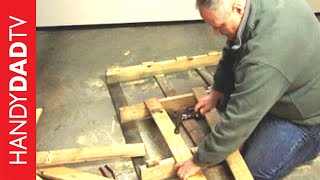 Best Way to Disassemble a Pallet for FREE WOOD [upl. by Jed]