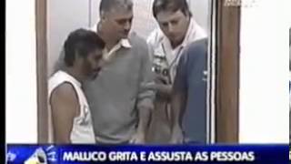 Pegadinha do João Kleber  Gritando no elevador [upl. by Aleinad]