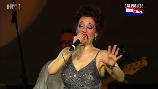 Doris Dragovic  Ti LIVE Knin 05082022 [upl. by Trebmal]