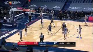 Mason Plumlee Crosses Zion Williamson and Dunks [upl. by Hagi670]