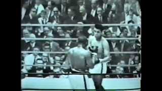 Muhammad Ali vs Sonny Liston 1st fight  Мохаммед Али  Сонни Листон 1й бой [upl. by Bartley]