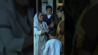 परिवार बड़ा हो गया है  Jeetendra Best Family Scene  Jeene Ki Raah shorts bollywood [upl. by Inail]