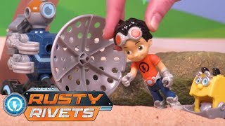 Rusty Rivets  Crush is Missing  Toys for Kids [upl. by Kachine]