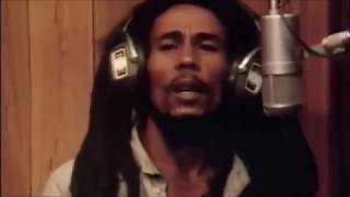 Bob Marley Could You Be Loved ¿Puedes amar y ser amado [upl. by Carolyn297]