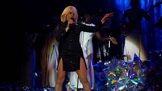 Paloma Faith  Make Your Own Kind of Music live Delamere Forest 100618 [upl. by Attekahs]