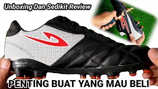 Sepatu Bola Eepro EF1024AW [upl. by Annahsit]