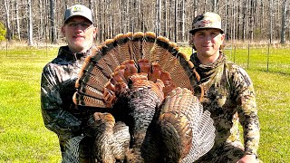 Giant Mississippi Turkey with 410 turkeyhunting mississippi wyoming mississippiturkeyhunting [upl. by Fanchan834]