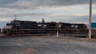 60 MPH intermodal train ￼PLUS 2nd Intermodal train ￼ [upl. by Eli]