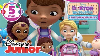 Doktor McStuffins  Musikmedley 🎶 Disney Junior Danmark [upl. by Akemet]