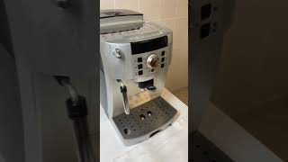 Кофемашина Delonghi Magnifica S бу [upl. by Atilef]