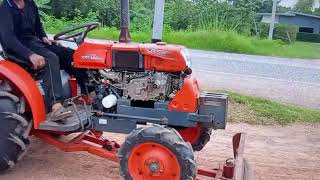 tractor Kubota krt 140 [upl. by Ylurt53]