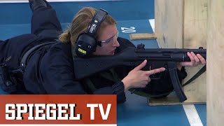 Schweiß und Tränen Ausbildung bei der Bundespolizei 24  SPIEGEL TV [upl. by Aicnerolf]