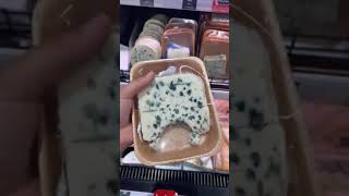 UNE PERSONNE AS CROQUER DANS LE FROMAGE 😱😱 [upl. by Anitnas]