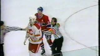 Mike McPhee vs Gary Roberts [upl. by Nnaecarg]