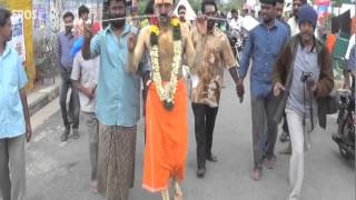 Fan Prays for Lingaas Success [upl. by Claud]